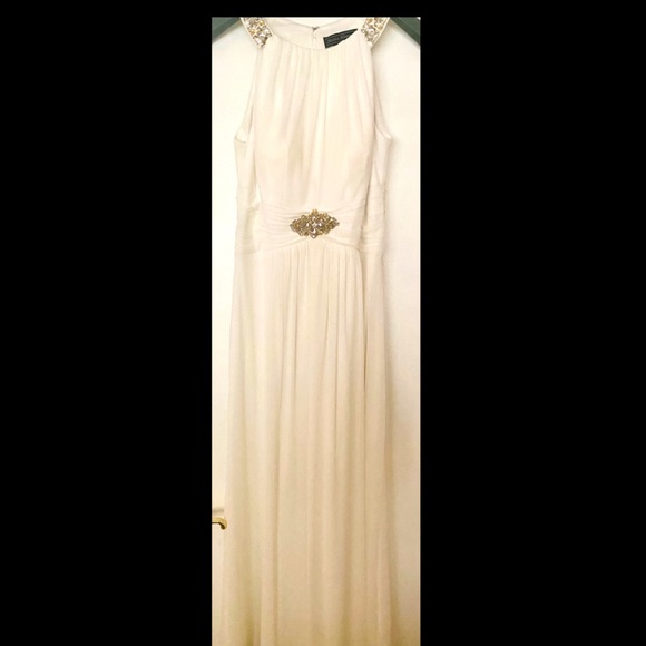 Jessica Howard Beaded Halter Formal. - Picture 2 of 2